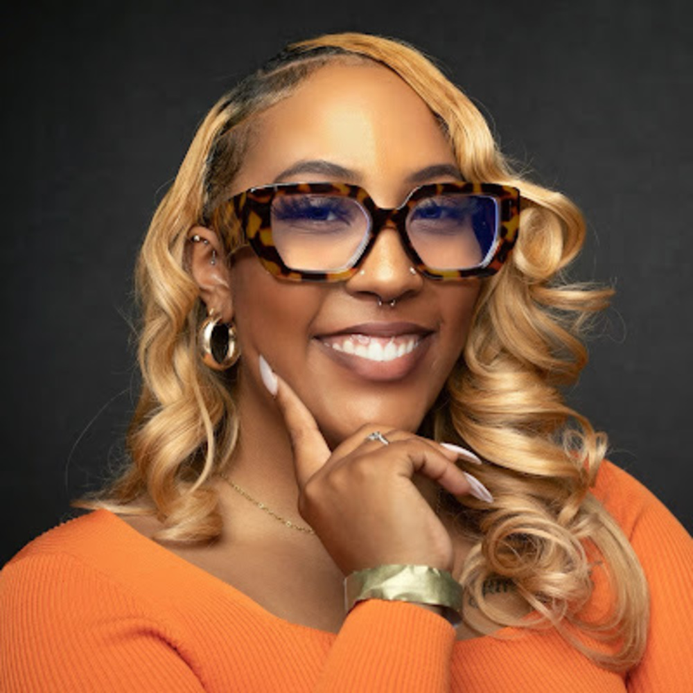 Meet your Posher, Jahnay